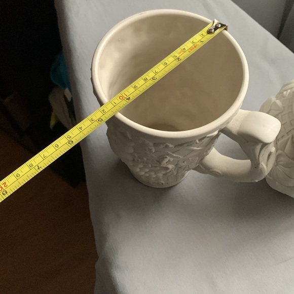 Great pitcher vase made in Brazil 6.75” tall pottery - Picture 5 of 11